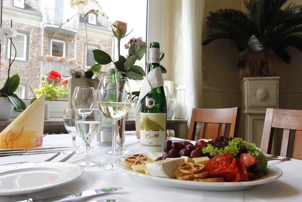 Gasthaus Pension Moselgruss Диблих Екстериор снимка
